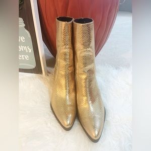 Zara Metallic Gold Snakeskin Ankle Boots 6.5 women’s size